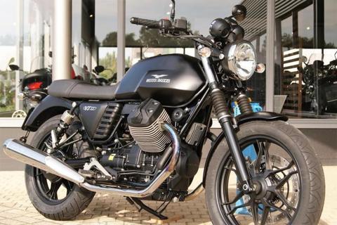 Moto Guzzi V7 II STONE ABS TCS (bj 2015)