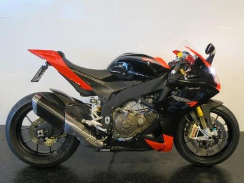 Aprilia RSV4 FACTORY MILLE RSV 4