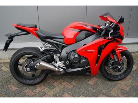 Honda CBR 1000 1000RR FIREBLADE