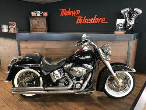 Harley Davidson FLSTN Softail Deluxe Vance & Hines FLSTNI De