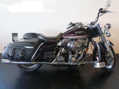 Harley-Davidson FLHRCI ROAD KING CLASSIC (bj 2007)