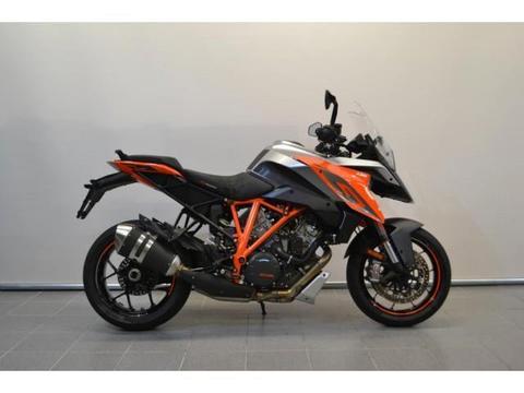 KTM 1290 Super Duke GT R