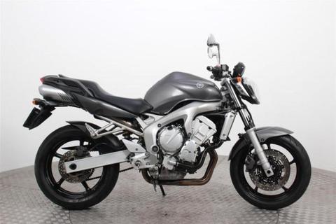 Yamaha FZ 6 N Fazer (bj 2004)