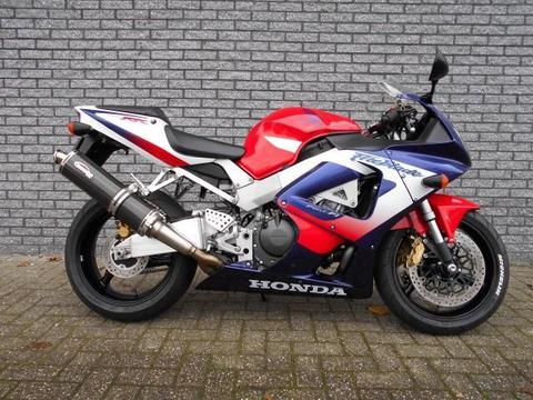 Honda CBR 900 rr