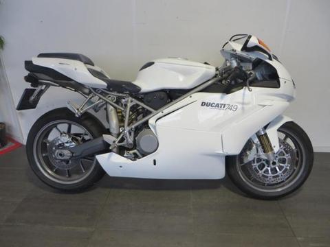 DUCATI 749 BIPOSTO (bj 2005)