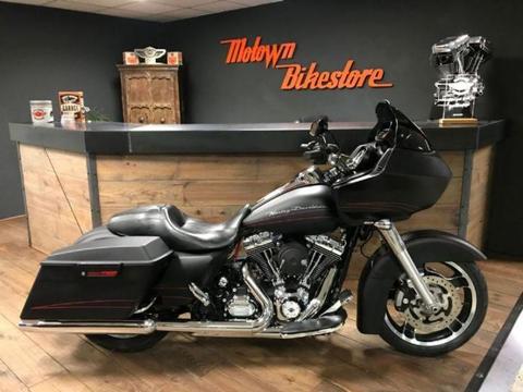 Harley Davidson FLTRX Road Glide Special 103Ci Roadglide Den