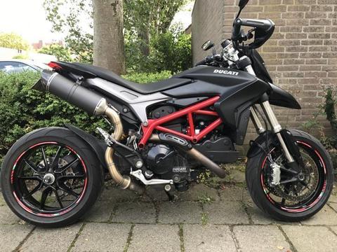 Ducati Hypermotard 821