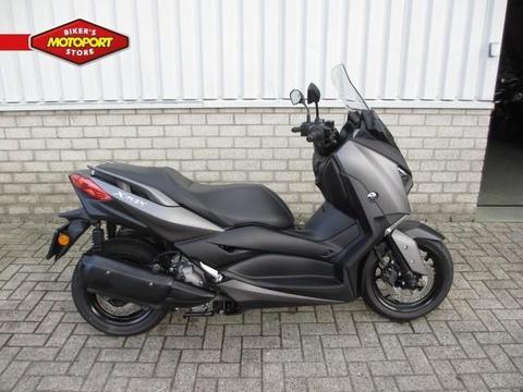 Yamaha X-Max 300