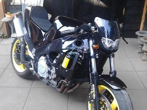 Yamaha FZR 1000 EXUP Streetfighter