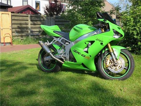 Kawasaki Ninja ZX - 10 R