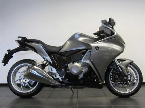 Honda VFR 1200 f c-abs