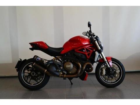 Ducati Monster 1200 S