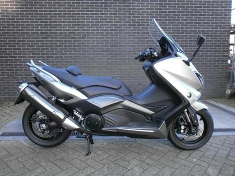 Yamaha TMAX ABS