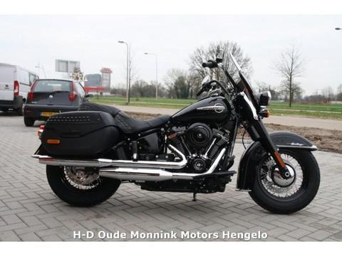 Harley-Davidson Heritage FLHC Classic M8 107