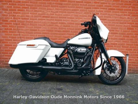 Harley-Davidson Street Glide FLHXS Spec. 107