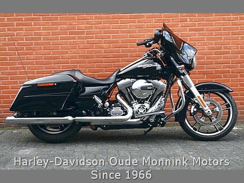 Harley-Davidson Street Glide FLHXS Spec. 1690