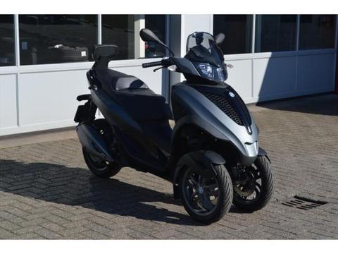 Piaggio MP3 300 ie LT YOURBAN