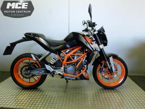 KTM Duke 390