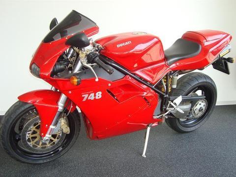 Ducati 748 S Biposto, Sport