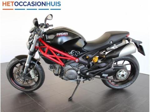 Ducati Monster 796 ABS