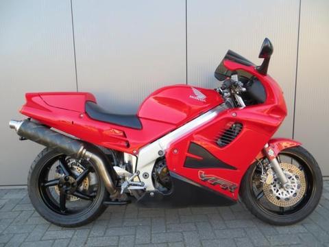 Honda VFR 750 F