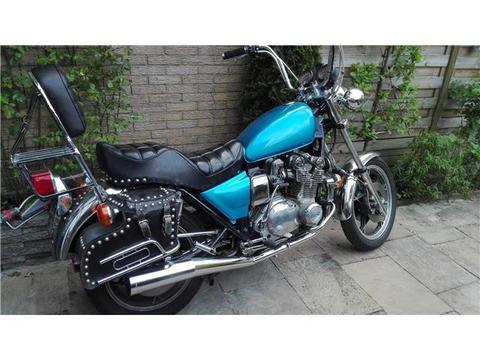 Suzuki GS 750