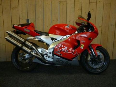 Aprilia RSV Mille 1000. Troy Corser Edition