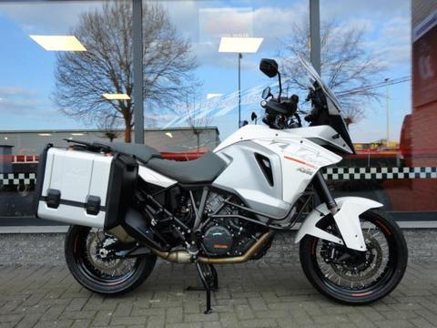 KTM 1290 Super Adventure