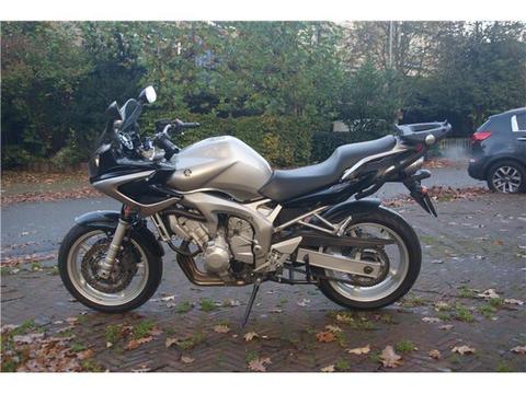 Yamaha FZS 600