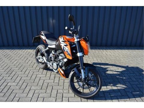 KTM 125 Duke Tour 1.625KM! Nieuwstaat!