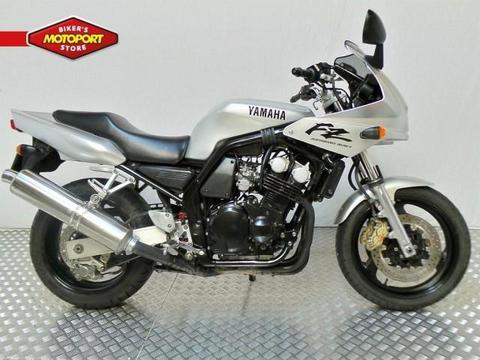Yamaha FZS400 Fazer