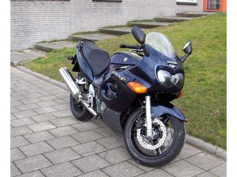 Suzuki GSX 750