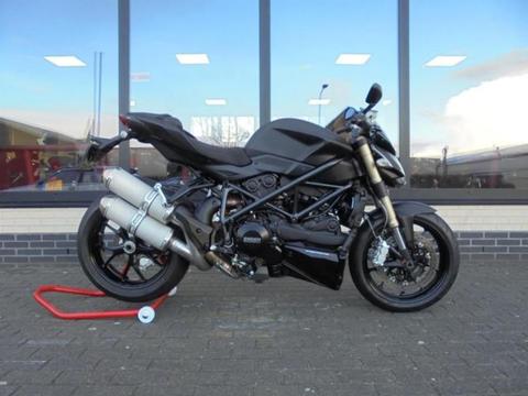 Ducati streetfighter 848 dark stealth - 6 dkm - btw motor