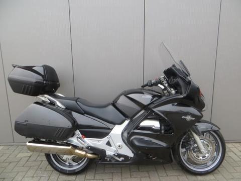 Honda ST 1300 PAN-EUR. DE LUXE