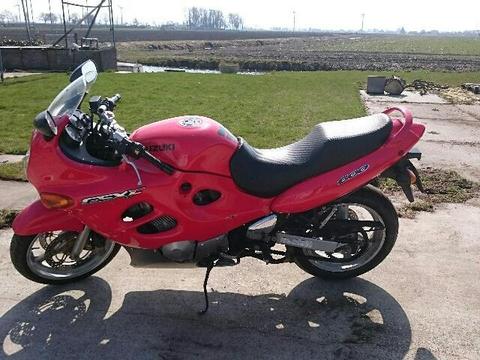 Suzuki GSX 600 sport touring