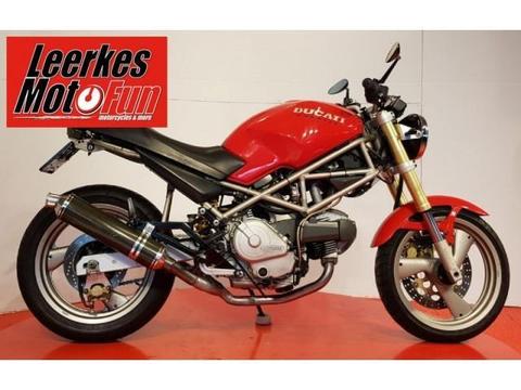 Ducati Monster 600 M600 rood (1995)