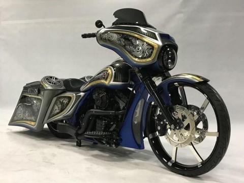 Harley-Davidson FLHX EXTREME Bagger show bike