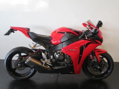 Honda CBR 1000 RR FIREBLADE CBR1000RR