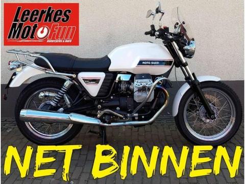 Moto Guzzi V 7 Classic supernette staat wit (2011)