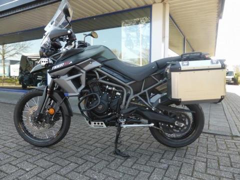 Triumph Tiger 800 XCA Zeer jong gebru