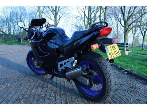 Suzuki GSX 600 F