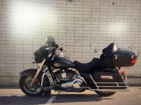 Harley-Davidson Electra Glide ULTRA CLASSIC FLHTCUI