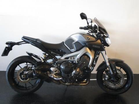 Yamaha MT-09 MT09 MT-09