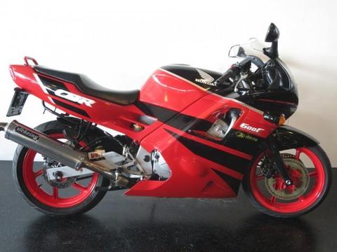 Honda CBR 600 F2 CBR600F