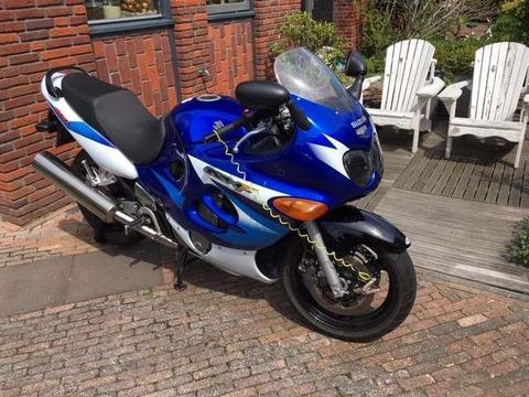 Suzuki GSX 600