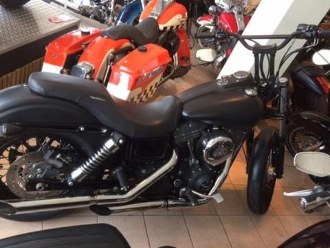 Harley-Davidson Streetbob Dyna Pinkstermaandag-aanbieding !!!