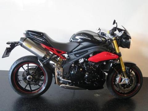 Triumph SPEED TRIPLE R 1050 ABS SPEEDTRIPLE (bj 2014)