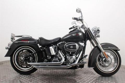 Harley-Davidson FLSTN Softail Deluxe (bj 2005)