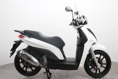 Piaggio Carnaby Cruiser 300 I.E. (bj 2012)