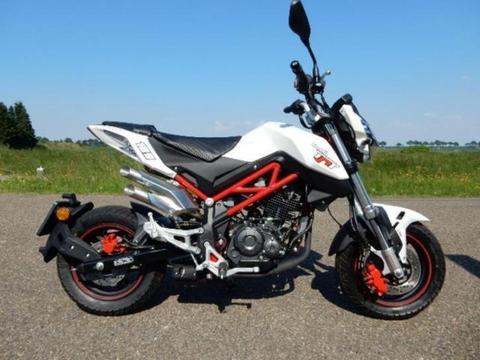 BENELLI TORNADO NAKED T (bj 2018)